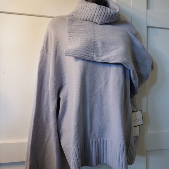 Dusty blue Turtleneck Sweater bell sleeves tags on Laundry Large - Picture 4 of 10